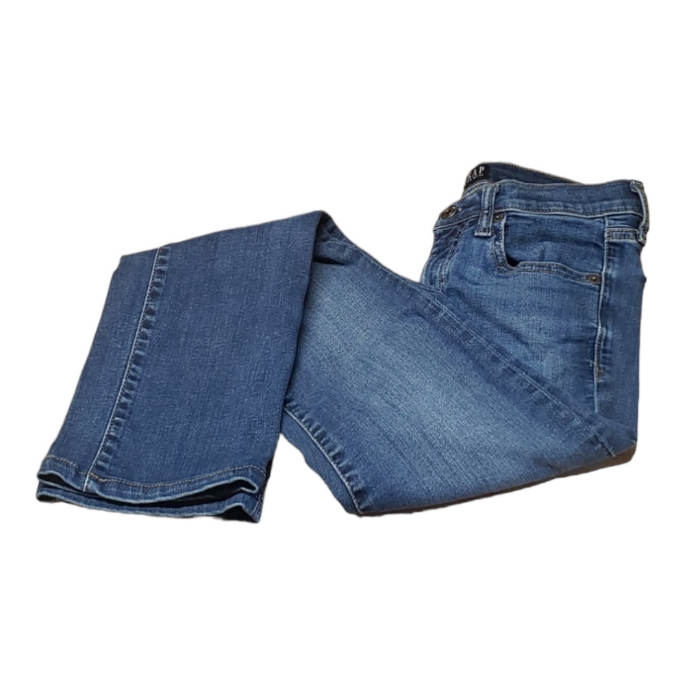 GAP jeans. 26 regular classic straight. Blue. Women's